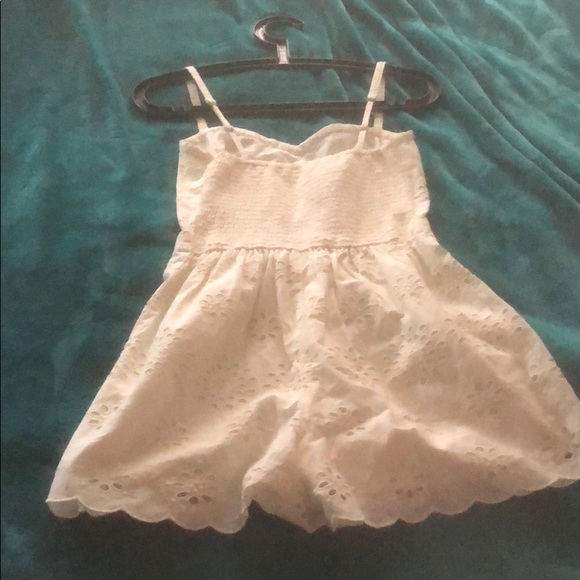 Hollister romper - Picture 2 of 2